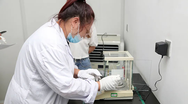 EMC易倍(中国)有限公司官网